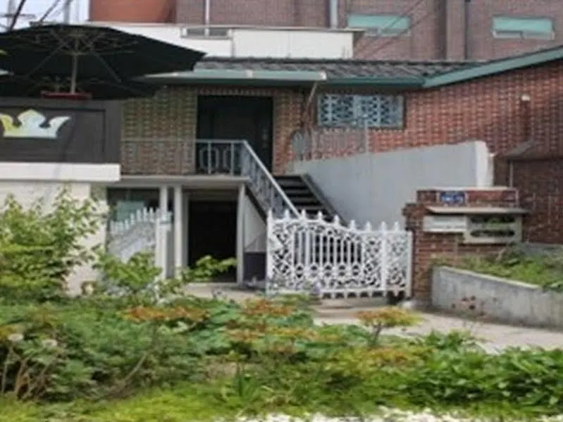 Hotel Golden Pond Guest House Seoul